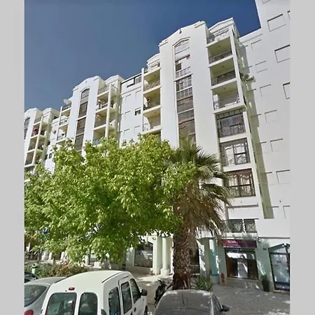 Ria Center - Right * Faro